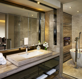 Platinum Suite Bathroom